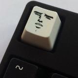 Логотип @realpotatonuts - Абстрактные мемы для браузерных экономистов и стратегов всех сортов кажется