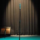 Логотип @realstandupchat - Чат Настоящего стендапа