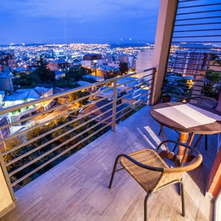 Логотип @realtbi - Грузия-Тбилиси, Аренда, Недвижимость, Объявления. "Чат".