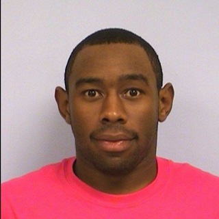 Логотип @realtoronto - T O R O N T O | авы | музыка | обои | сохры