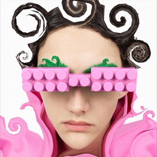 Логотип @rebel_school - REBEL SCHOOL