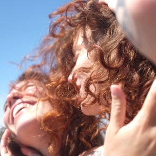 Логотип @reconnexiongeneve - re.connexion