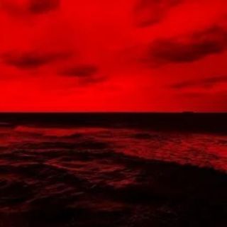 Логотип @red_lives - Жизнь в красном стиле