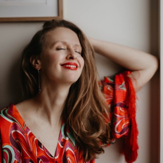 Логотип @red_tent_uona - Пробуждение с Ольгой Крапивиной