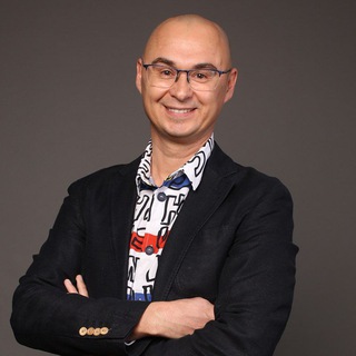 Логотип @redblockchain - КРАСНЫЙ БЛОКЧЕЙН - Роман