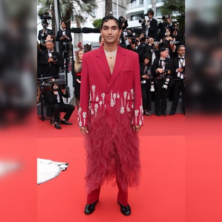 Логотип @redcarpetgo1 - Не то пальто