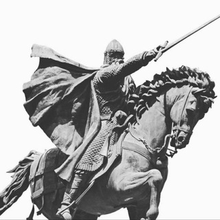 Логотип @redeemingmanhood - The Wardrobe 👑