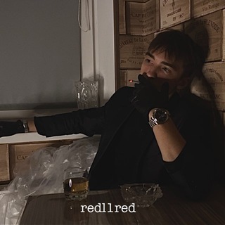 Логотип @redl1red - Редлиред 🚬