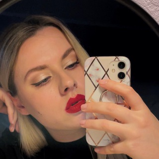 Логотип @redlipsaremyreligion - red lips are my religion 💄