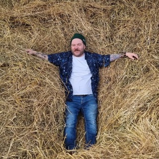 Логотип @redmanskitchenofficial - Редман, вынеси поесть!