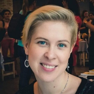 Логотип @reggio_mamam - Анна Вендик