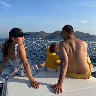 Логотип @regina_tatlybaeva - Регинаграмм | Материнство , путешествия