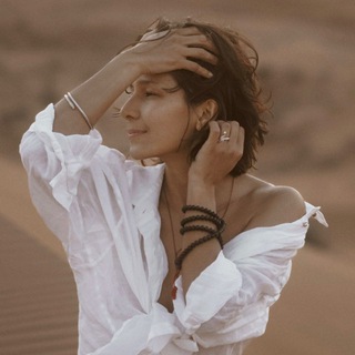 Логотип @reginarocks - Regina rocks