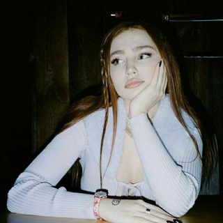 Логотип @renatariyes - ri.www