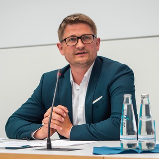 Логотип @rene_springer - René Springer