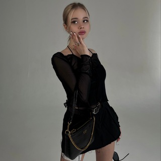 Логотип @renmiiii - renmi