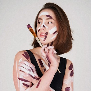 Логотип @renovaanna_art - Карманный искусствовед