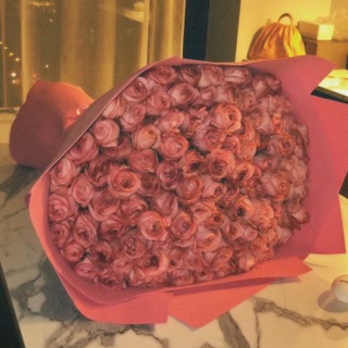 Логотип @reseens - khadi