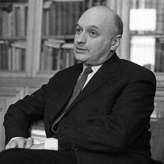 Логотип @restauratio_magna_chat - Мих. Лифшиц Chat