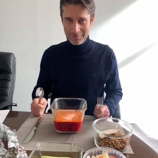 Логотип @retailer_daily - RETAILER.ru - летопись