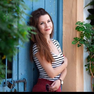 Логотип @retouchblog - retouch.blog. Уроки Фотошоп