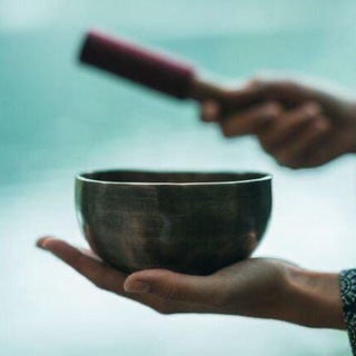 Логотип @retreat_na_obochine_chat - Чат «Ретрит на обочине»