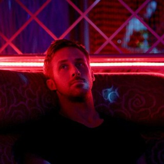 Логотип @retrowavernhb - Последний ретровейвер на районе