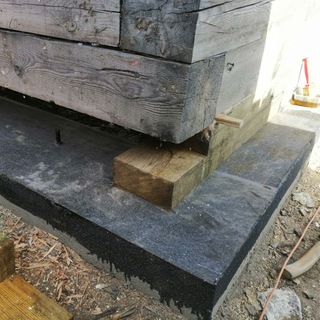 Логотип @reuphouse - reuphouse.ru