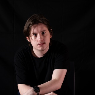 Логотип @revoltageur - La chaîne d'Alexandre