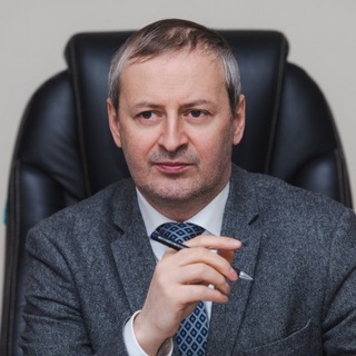 Логотип @rfzdrav - Роберт Фидаров