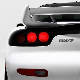 Логотип @rhtauto - Правый Руль