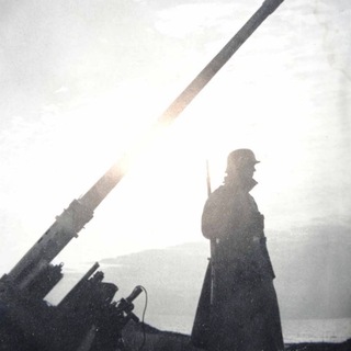 Логотип @right_crew - Right