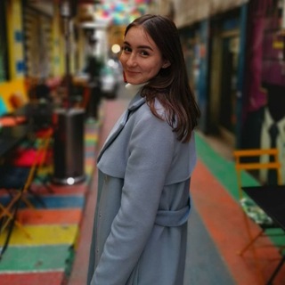 Логотип @rinanedinova - rina.nedinova