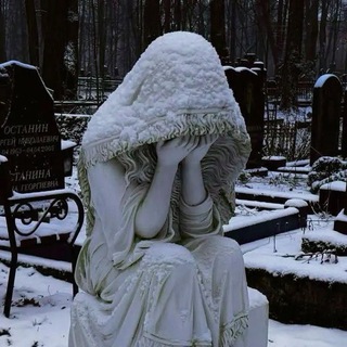 Логотип @risakii - Rисkафэll.🪽
