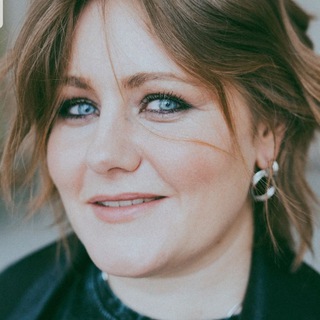 Логотип @ritabachilo_coach - Панк-коучинг для IT и digital🤘