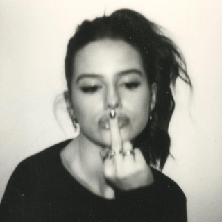 Логотип @river_icons_0 - 𝗿𝗶𝘃𝗿𝘅𝗶𝗰𝗼𝗻<3