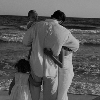 Логотип @rkklloovvee - 𝓂 '