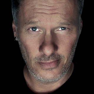 Логотип @robbygiusti - Robby Giusti