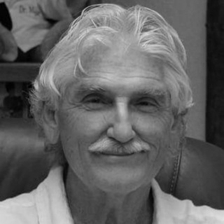 Логотип @robertmorsend - Robert Morse, ND (OFFICIAL) 🍇