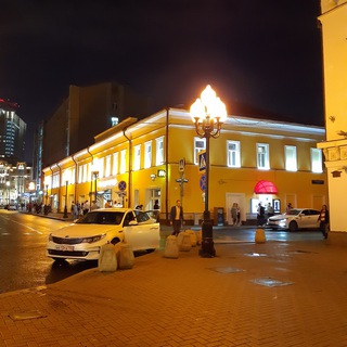 Логотип @robinzon_arbata - Робинзон Арбата