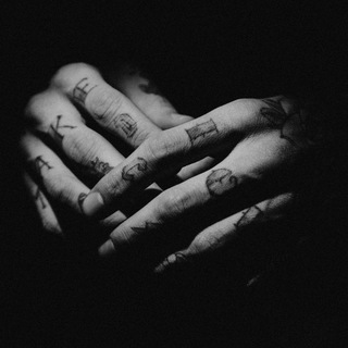 Логотип @rockeroleg_life - rockeroleg