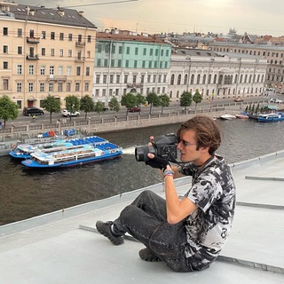 Логотип @roman_monax - Поехавший гулять