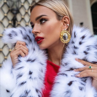 Логотип @romanafurs - Romana Furs