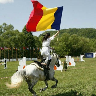 Логотип @romaniafrumoasa - România Frumoasă 🇷🇴