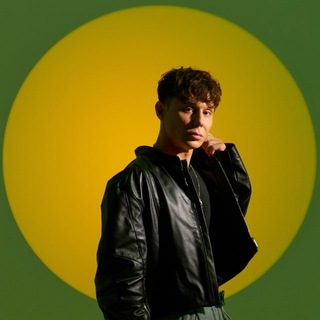 Логотип @romanisaevru - Роман Исаев