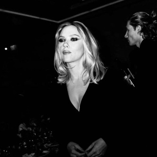 Логотип @romanoffnatalia - 𝘵𝘢𝘬𝘦 𝘺𝘰𝘶𝘳 𝘣𝘳𝘦𝘢𝘵𝘩, 𝘙𝘰𝘮𝘢𝘯𝘰𝘧𝘧