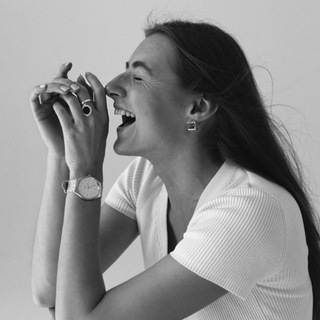 Логотип @romanovachannel - По секрету всему свету…