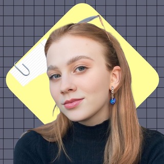 Логотип @romanovna_marketing - Хроники контент-маркетинга 🖤