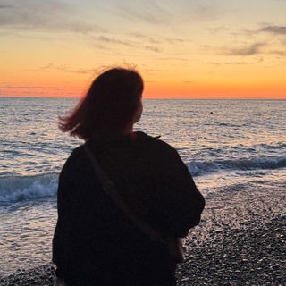 Логотип @rommybooks - с любовью, Ромми