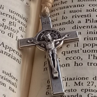 Логотип @rosariolive - Rosario Live 🕯✝️🕯